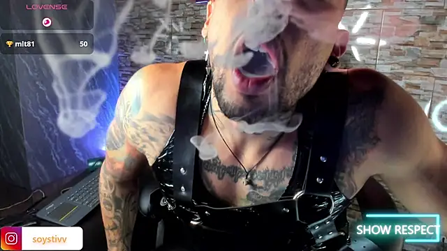 Seth_Owner Show Webcam