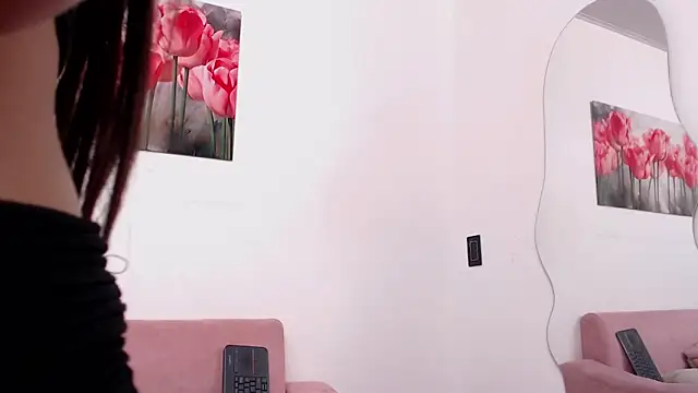 pinky_f00x Live XXX Chat