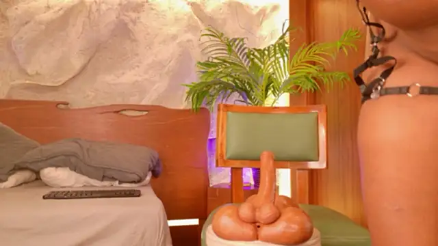 alisonn_moon élő XXX-chatje