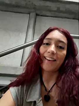 NaughtyMooon: онлайн-секс-чат