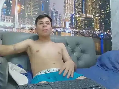 santiago_xxxcol – Kamerová šou