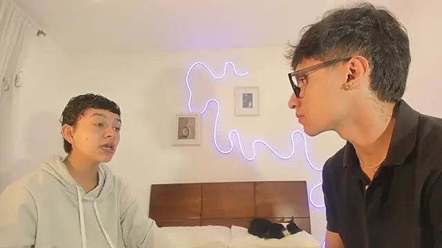 hardcoreheat_ind's Live XXX Chat