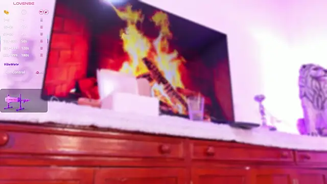 Pertunjukan Kamera Web lara_giraldo