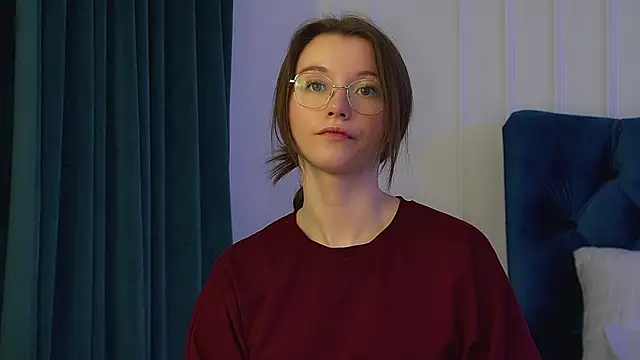 KeiraAsti লাইভ XXX চ্যাট