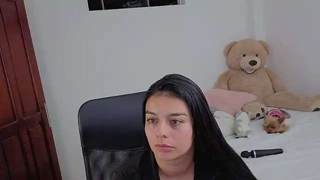 valerihouse Adlı Modelin Canlı XXX Sohbeti