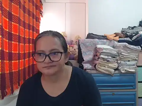 Kinkybela2025 Obrolan Langsung XXX