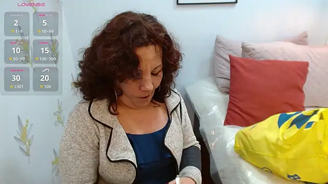 دردشة Rosalie_Durand الج نسية المباشرة