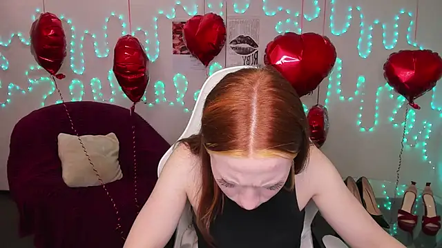 Katrys Adlı Modelin Canlı XXX Sohbeti