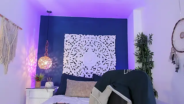 Show modela Donovan_Desmond na web-kameri