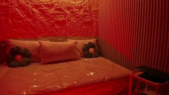 MiaCollson Obrolan Langsung XXX