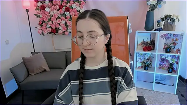 VirtuallVoyant Obrolan Langsung XXX