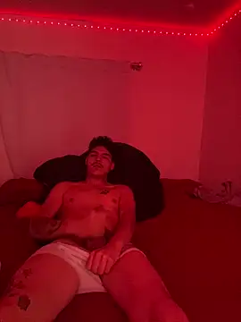 Pokazy przed kamerką – jodaddy699