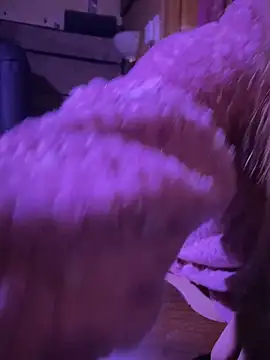 GoldenFlameGoddess élő XXX-chatje