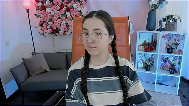 VirtuallVoyant – Naživo XXX chat