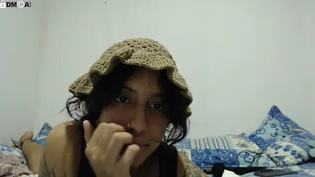 XXX chat uživo modela AlinaWoolf_