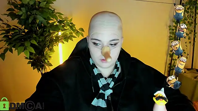 Mia_R0ss Chat XXX in diretta