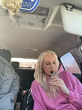 MerlinDave élő XXX-chatje