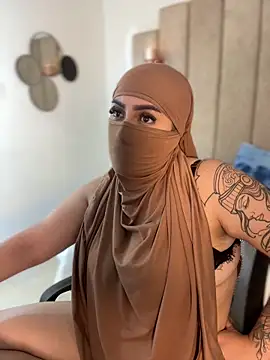 rashaaa_n Webbikameraesitys