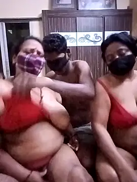 Show de LoveOnStream na webcam