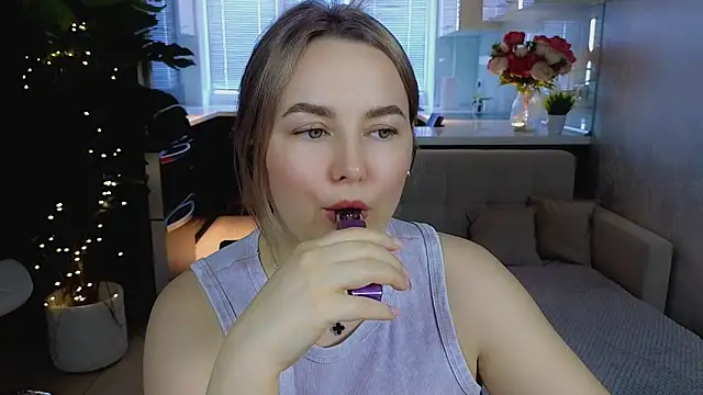 Chat XXX en directo de Mira_Mermayd