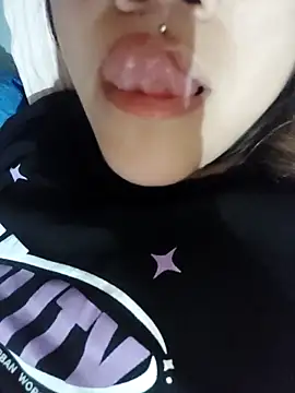 Webkamerová show Camilu23