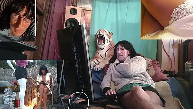 Show modela SissiDomination na web-kameri