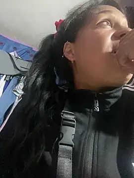 Michelle_Brito1 Live XXX-chat