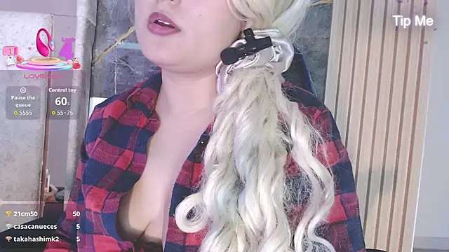 Hazumi_Tsu Chat XXX in diretta