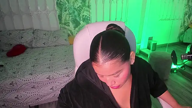 Czat XXX na żywo – loly_marce