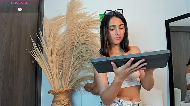 Noami_Rose Obrolan Langsung XXX