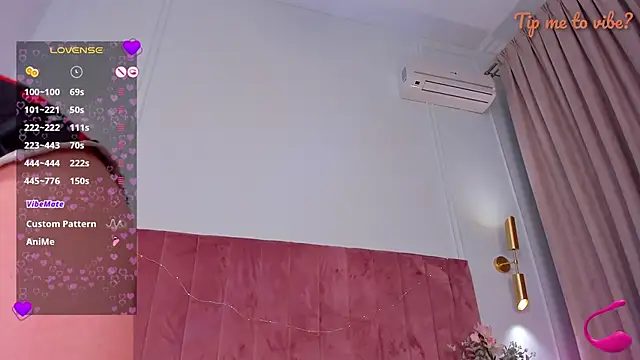 Mayzzie's Live XXX Chat