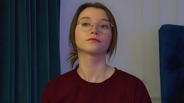 KeiraAsti's Live XXX Chat