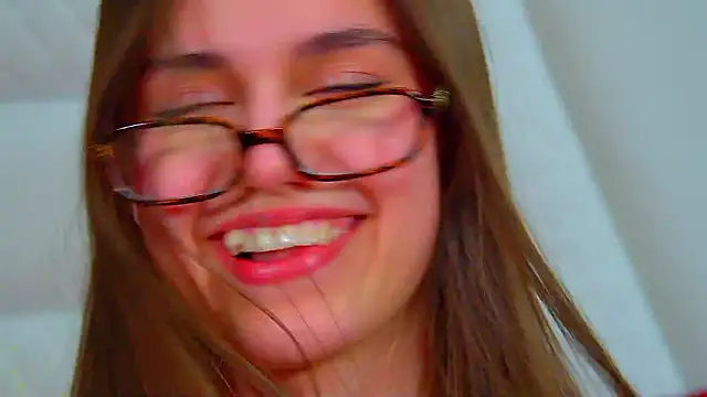 ArianaAllens' Live XXX Chat