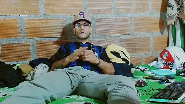 Chat XXX ao vivo de Alphamaster_92