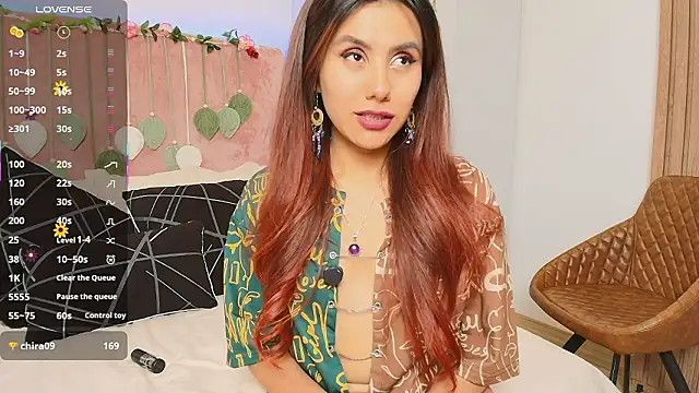 IrisRosse 现场XXX聊天