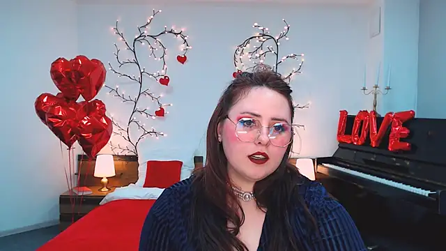 Hennessy_bunny élő XXX-chatje