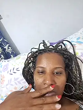 VikysDavis élő XXX-chatje