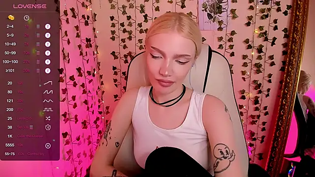 AnyaTaylor_ – Kamerová šou