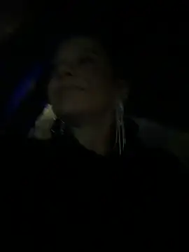 girlpilot: διαδικτυακό σόου στην κάμερα