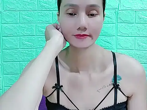 MinzLy99 Live XXX-Chat