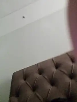 Pokazy przed kamerką – DB_boy