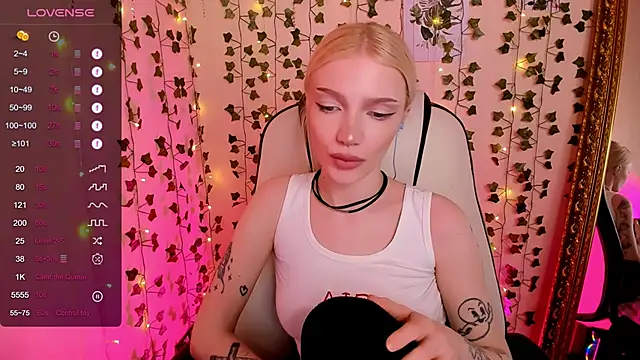 دردشة AnyaTaylor_ الجنسية المباشرة