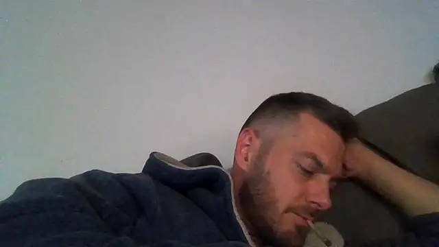 Chat XXX en directo de cheekycherryx