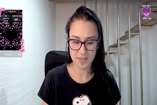 Chatroom XXX en direct de Jessie_Desire