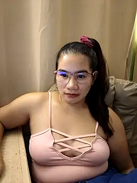 Kissy07 – Naživo XXX chat