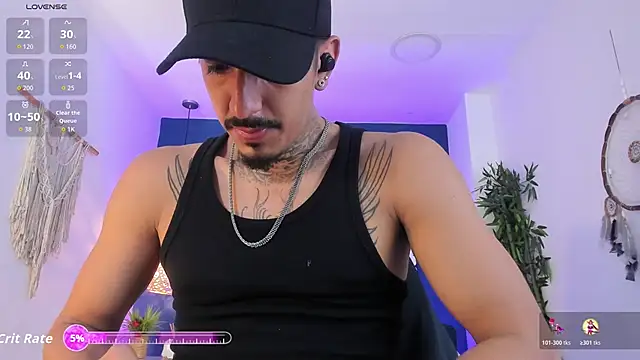 Donovan_Desmond: онлайн-секс-чат