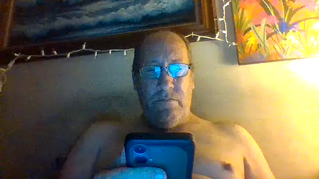 hornyrich69 Live XXX-Chat