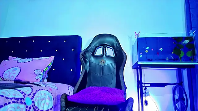 Aliice_Doll 现场XXX聊天