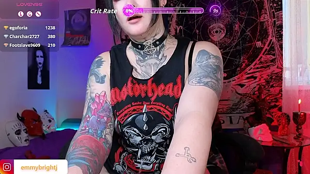 Chat XXX en directo de Emmybrightj_