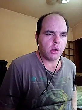 Show modela Jovissoares7ye na web-kameri